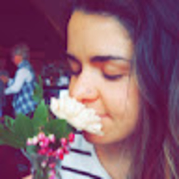 Meet your Posher, Kiera - Picture 1 of 1